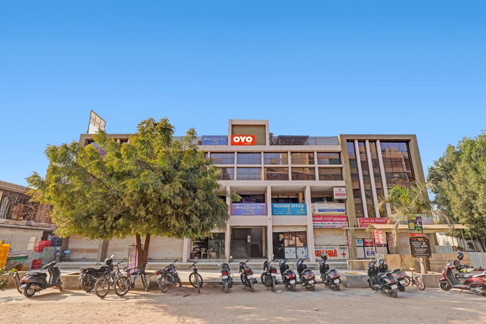 Fabhotel Relax Gandhinagar Exterior foto